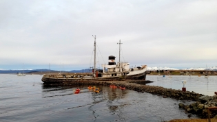 16:34 hs. kayakismo en torno al Saint Christopher