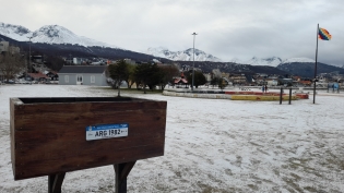 15:44 hs. El paseo en la tarde gris.