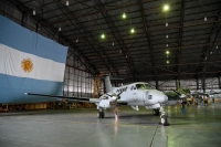 Defensa incorpora el quinto B-200 “Hurón” para la Fuerza Aérea